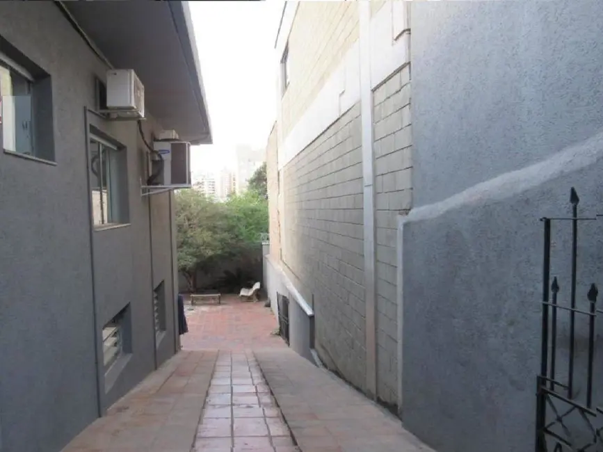 Casa Comercial à venda, 239m2 em Piracicaba - SP - imagem 7 Foto 7 de Casa Comercial à venda, 239m2 em Piracicaba - SP