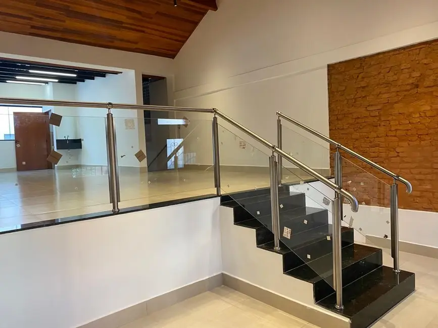 Casa Comercial à venda, 280m2 em Piracicaba - SP - imagem 6 Foto 6 de Casa Comercial à venda, 280m2 em Piracicaba - SP