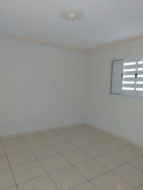 Foto 2 de Casa com 3 quartos para alugar, 122m2 em Piracicaba - SP