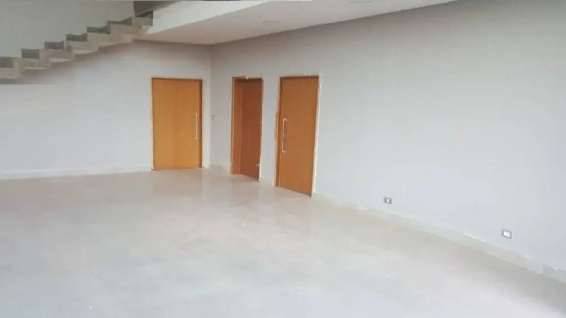 Foto 1 de Casa com 4 quartos à venda, 313m2 em Sao Pedro - SP