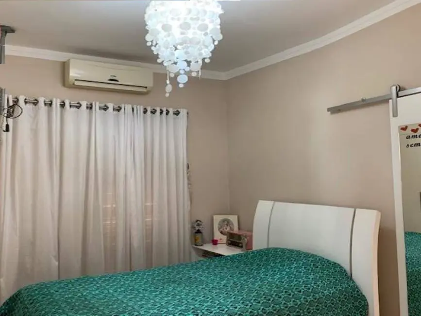 Casa com 4 quartos à venda, 256m2 em Piracicaba - SP - imagem 9 Foto 9 de Casa com 4 quartos à venda, 256m2 em Piracicaba - SP