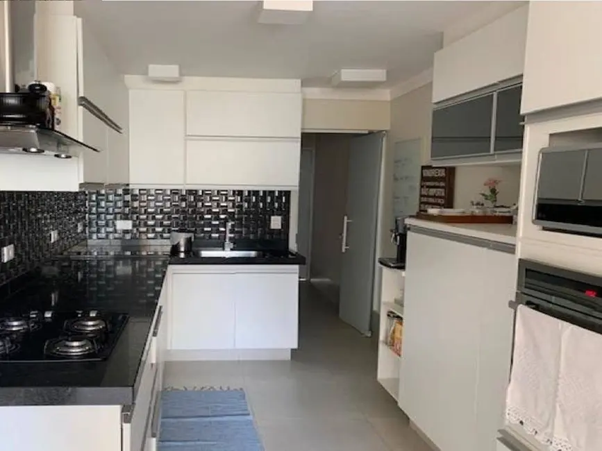 Casa com 4 quartos à venda, 256m2 em Piracicaba - SP - imagem 4 Foto 4 de Casa com 4 quartos à venda, 256m2 em Piracicaba - SP