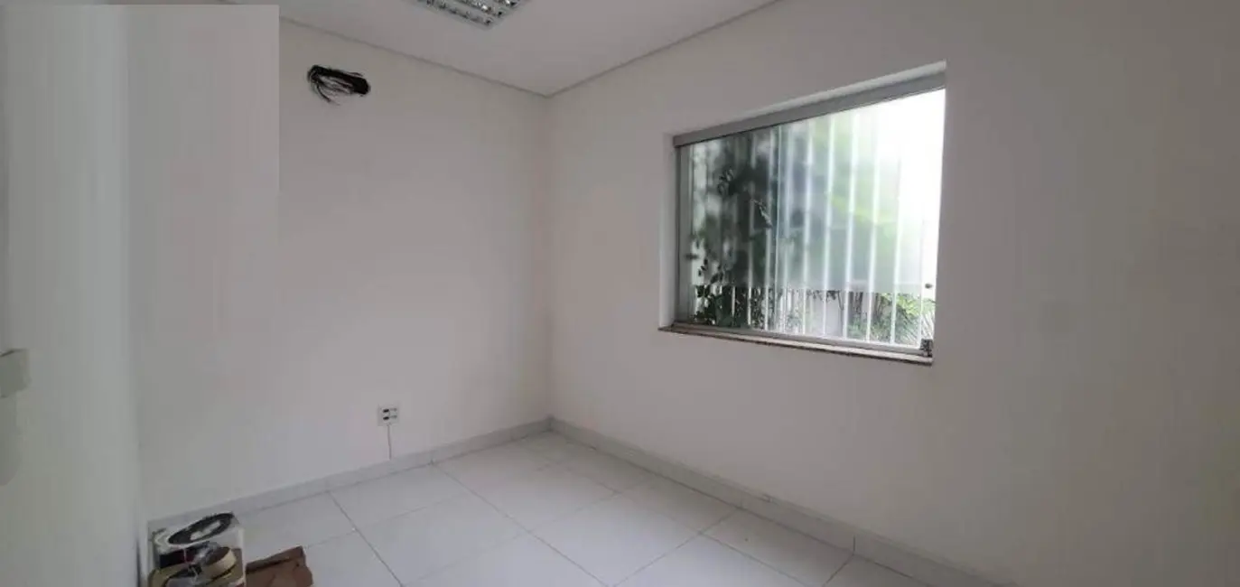 Foto 3 de Casa Comercial com 4 quartos à venda, 305m2 em Piracicaba - SP