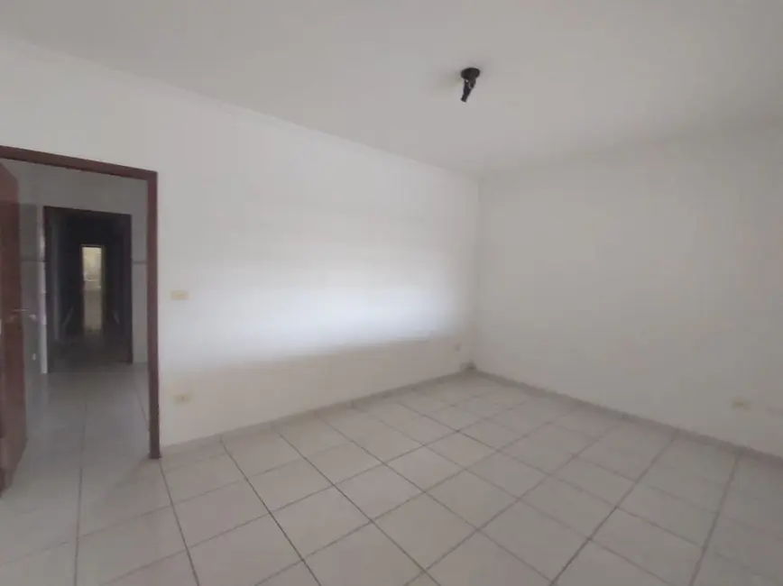 Foto 4 de Casa com 3 quartos para alugar, 108m2 em Piracicaba - SP