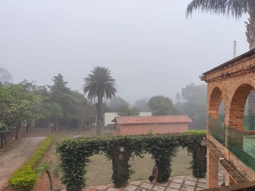 Chácara com 4 quartos à venda e para alugar, 560m2 em Piracicaba - SP - imagem 5 Foto 5 de Chácara com 4 quartos à venda e para alugar, 560m2 em Piracicaba - SP