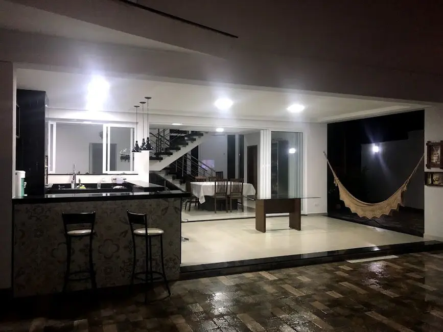 Foto 2 de Casa de Condomínio com 4 quartos à venda, 300m2 em Piracicaba - SP