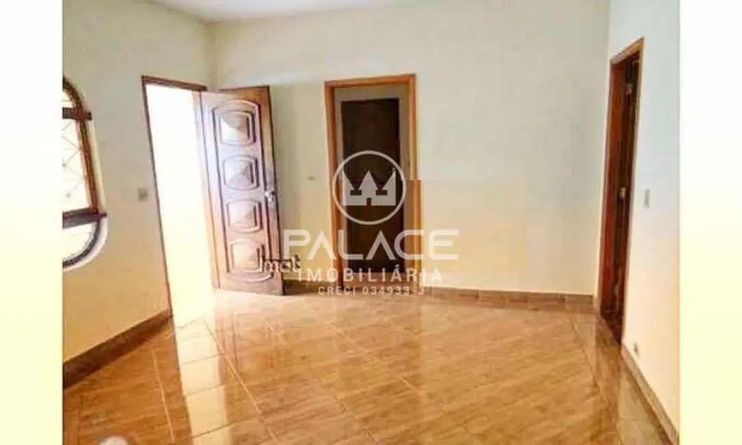 Casa com 4 quartos à venda, 221m2 em Piracicaba - SP - imagem 4 Foto 4 de Casa com 4 quartos à venda, 221m2 em Piracicaba - SP