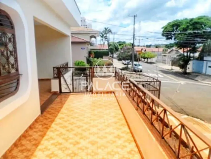 Casa com 4 quartos à venda, 221m2 em Piracicaba - SP - imagem 3 Foto 3 de Casa com 4 quartos à venda, 221m2 em Piracicaba - SP