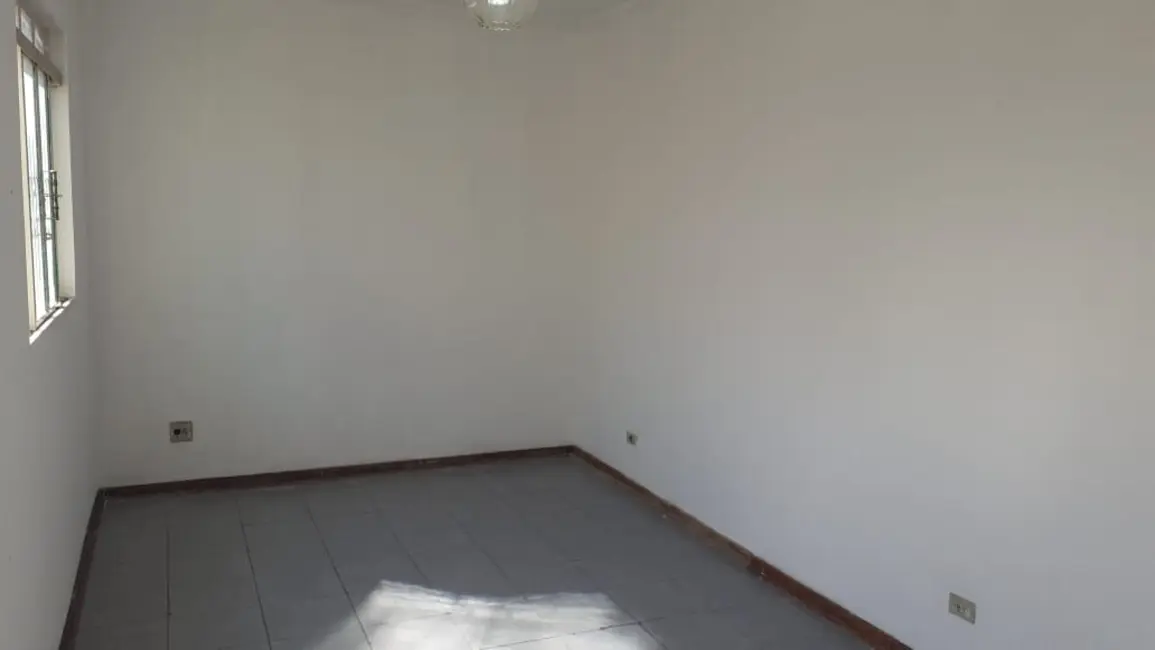 Casa com 3 quartos à venda, 140m2 em Piracicaba - SP - imagem 8 Foto 8 de Casa com 3 quartos à venda, 140m2 em Piracicaba - SP