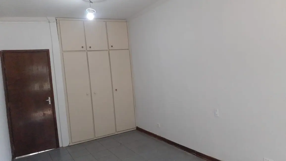 Foto 2 de Casa com 3 quartos à venda, 140m2 em Piracicaba - SP