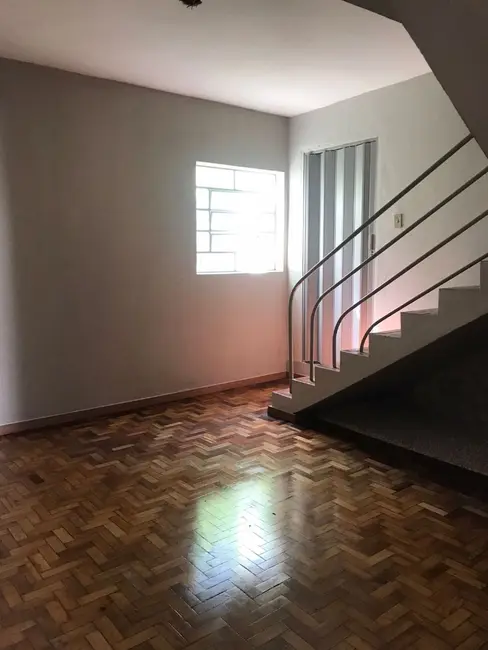 Foto 3 de Casa com 3 quartos para alugar, 180m2 em Piracicaba - SP