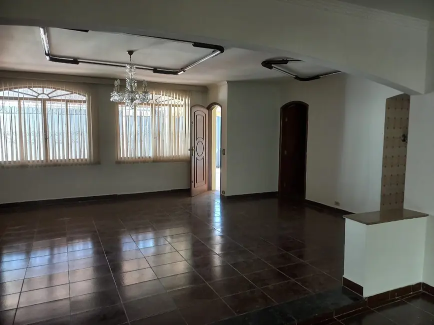 Loja para alugar, 110m2 em Piracicaba - SP - imagem 3 Foto 3 de Loja para alugar, 110m2 em Piracicaba - SP