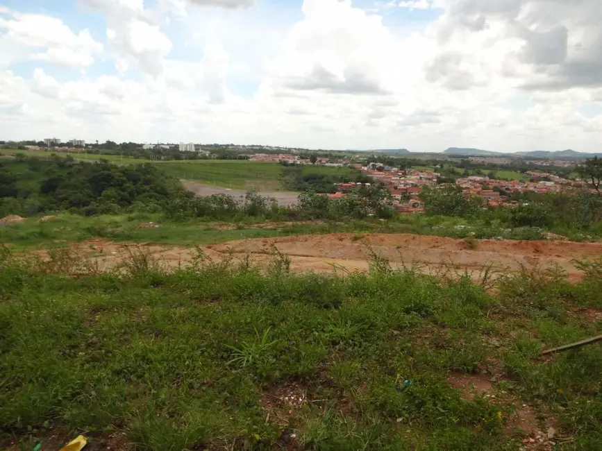 Foto 1 de Terreno / Lote à venda em Piracicaba - SP