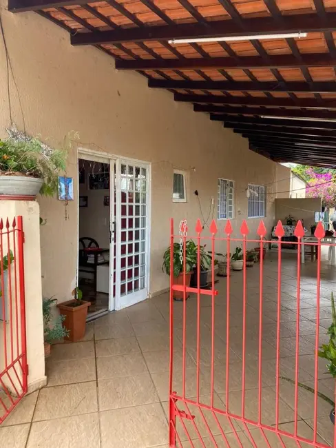 Foto 2 de Casa com 3 quartos à venda, 82m2 em Anhembi - SP