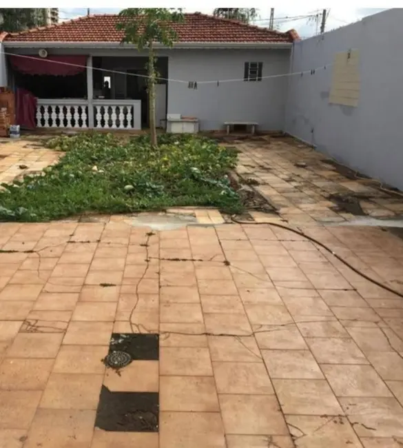 Foto 1 de Loja com 1 quarto à venda, 90m2 em Piracicaba - SP