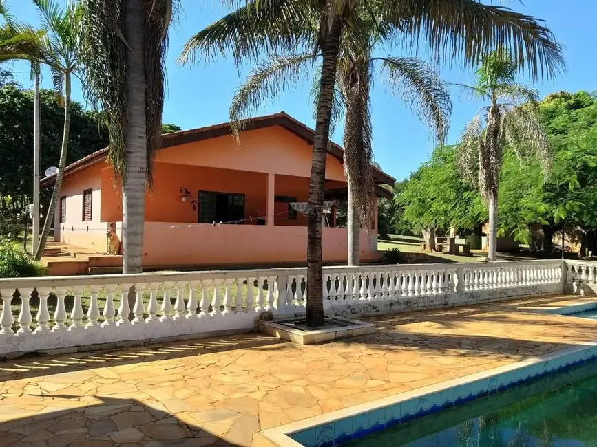 Foto 1 de Sítio / Rancho com 3 quartos à venda, 500m2 em Tatui, SP