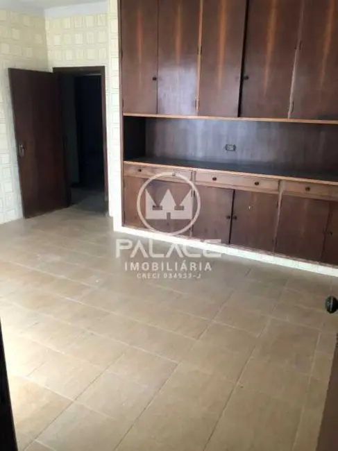 Foto 9 de Casa com 3 quartos para alugar, 328m2 em Piracicaba - SP