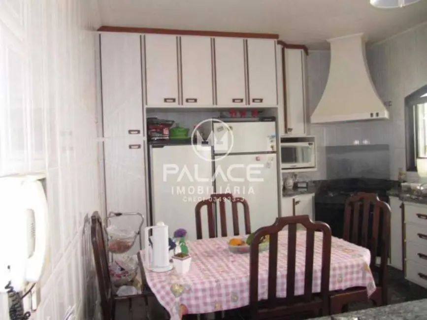 Casa com 3 quartos à venda, 250m2 em Piracicaba - SP - imagem 4 Foto 4 de Casa com 3 quartos à venda, 250m2 em Piracicaba - SP