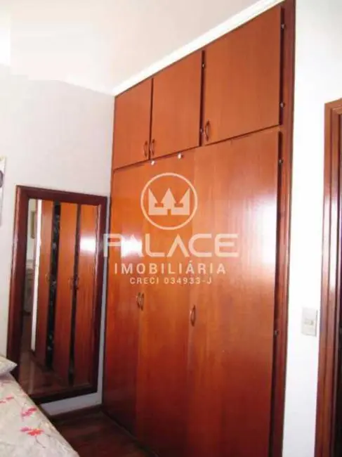 Casa com 3 quartos à venda, 250m2 em Piracicaba - SP - imagem 3 Foto 3 de Casa com 3 quartos à venda, 250m2 em Piracicaba - SP