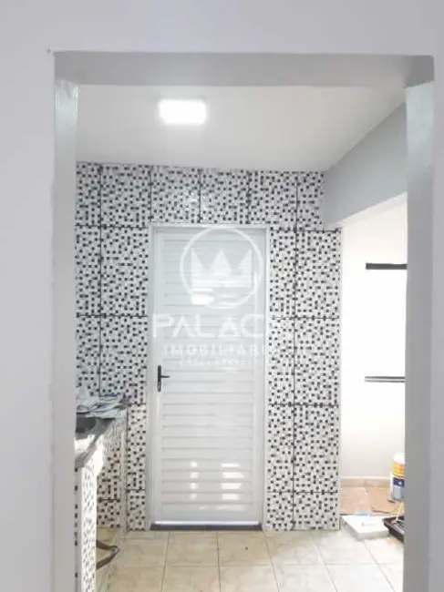 Foto 9 de Casa com 2 quartos para alugar, 82m2 em Piracicaba - SP