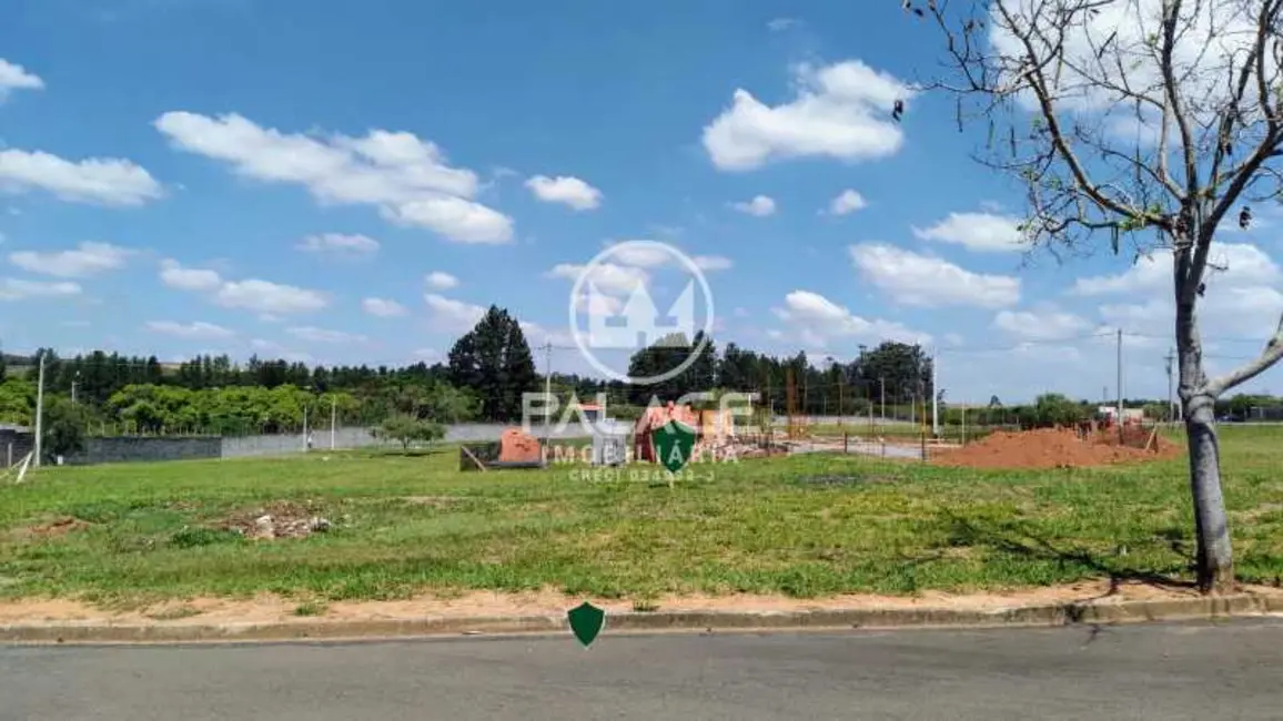 Foto 2 de Terreno / Lote à venda, 300m2 em Rio Das Pedras - SP