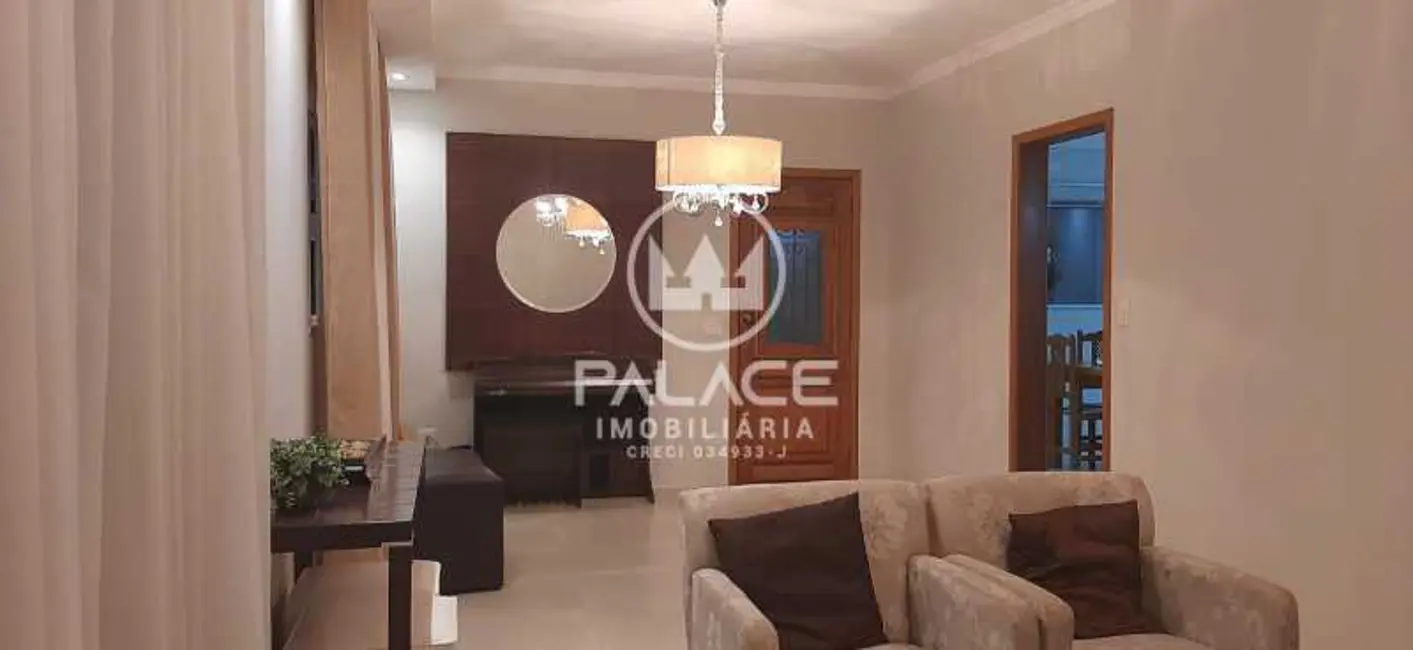 Casa com 3 quartos à venda, 310m2 em Piracicaba - SP - imagem 2 Foto 2 de Casa com 3 quartos à venda, 310m2 em Piracicaba - SP