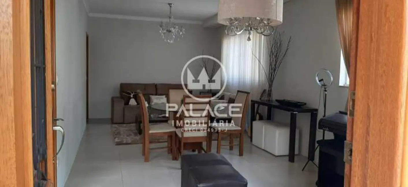 Casa com 3 quartos à venda, 310m2 em Piracicaba - SP - imagem 4 Foto 4 de Casa com 3 quartos à venda, 310m2 em Piracicaba - SP