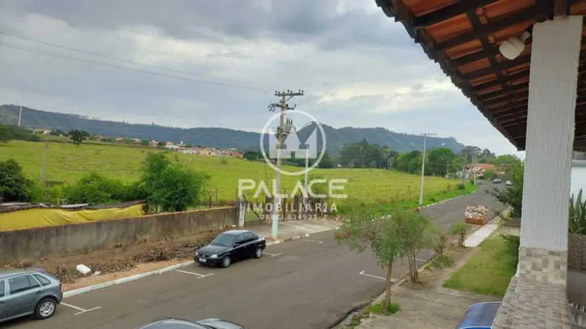 Foto 4 de Casa com 3 quartos à venda, 242m2 em Sao Pedro - SP