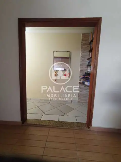 Foto 8 de Casa com 2 quartos à venda, 291m2 em Araras - SP