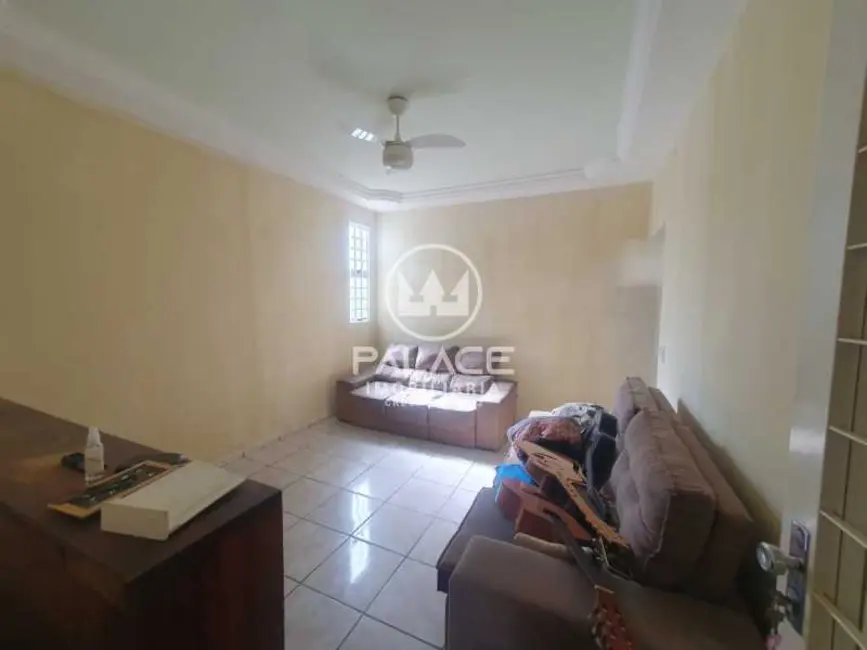 Foto 3 de Casa com 2 quartos à venda, 291m2 em Araras - SP