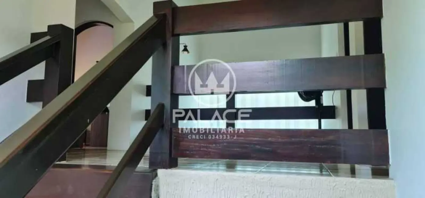 Casa com 4 quartos à venda, 360m2 em Peruibe - SP - imagem 7 Foto 7 de Casa com 4 quartos à venda, 360m2 em Peruibe - SP