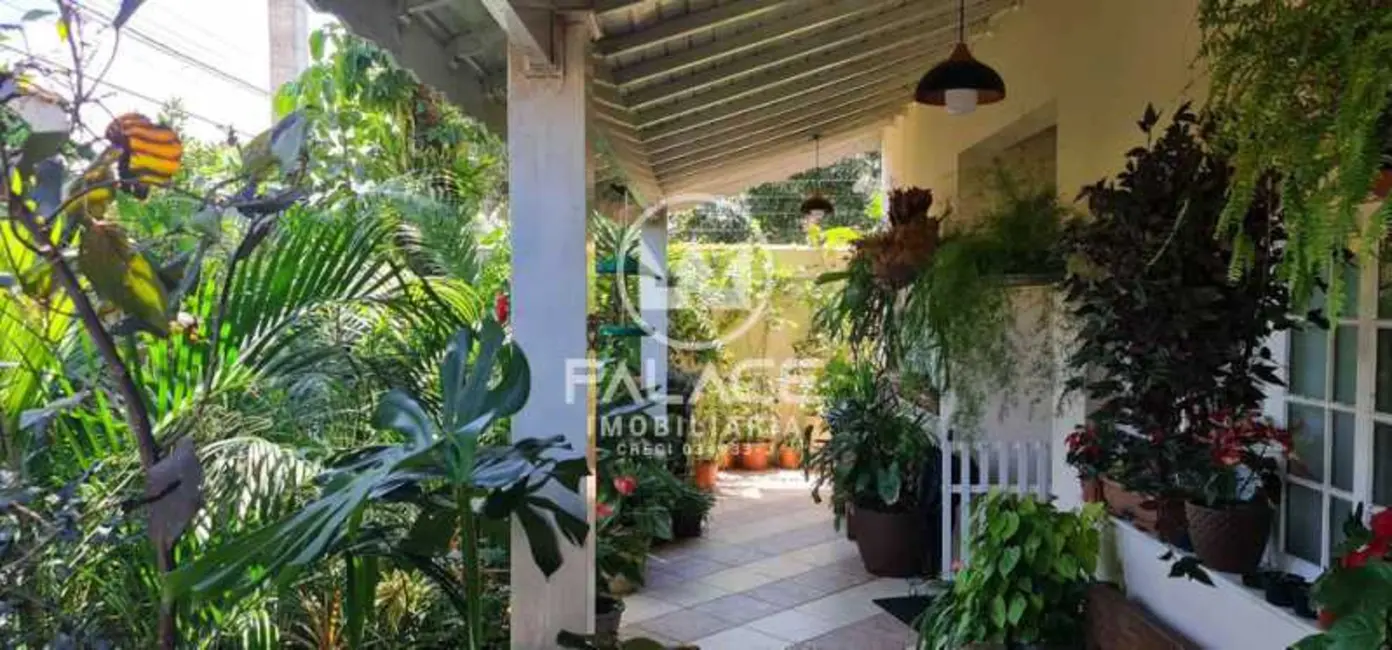 Casa com 4 quartos à venda, 360m2 em Peruibe - SP - imagem 3 Foto 3 de Casa com 4 quartos à venda, 360m2 em Peruibe - SP