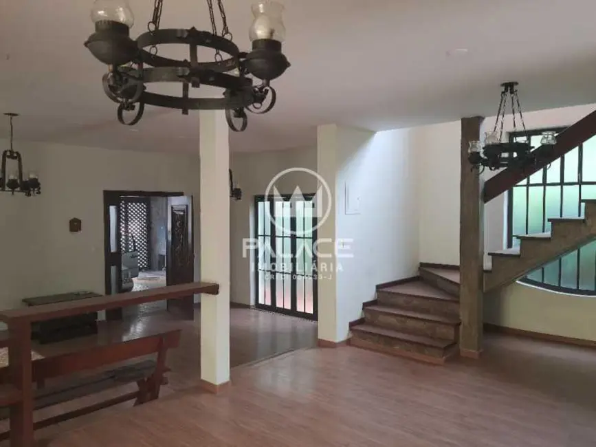 Casa com 3 quartos à venda, 304m2 em Piracicaba - SP - imagem 9 Foto 9 de Casa com 3 quartos à venda, 304m2 em Piracicaba - SP