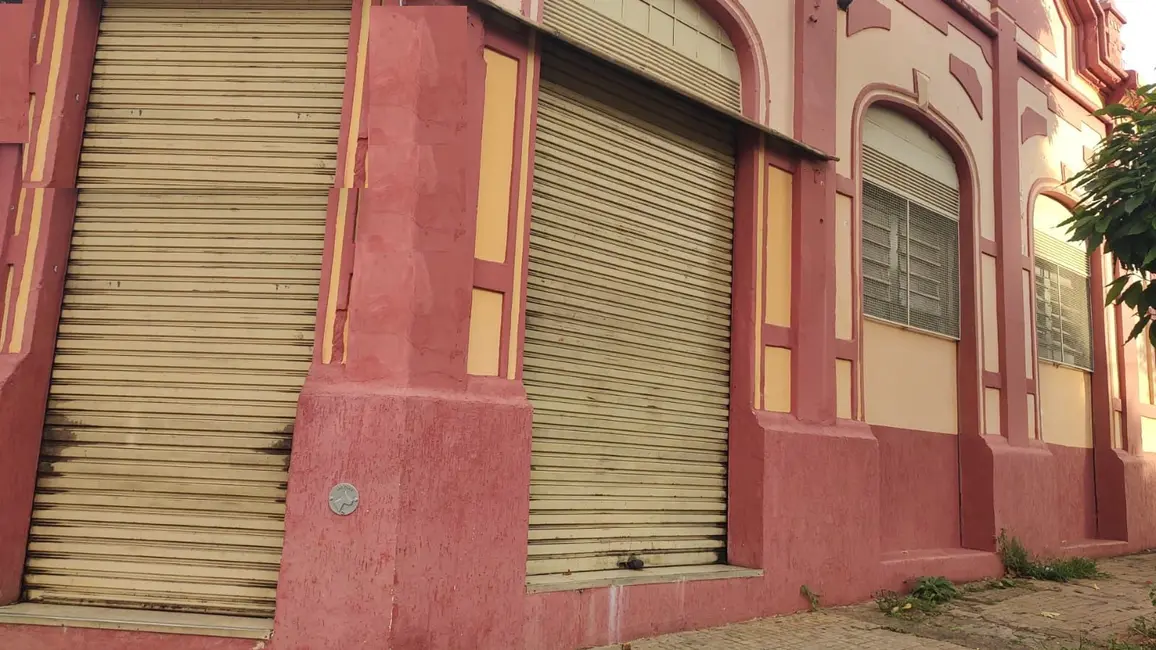 Foto 1 de Loja para alugar, 241m2 em Piracicaba - SP