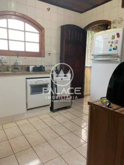 Casa com 3 quartos à venda, 300m2 em Aguas De Sao Pedro - SP - imagem 9 Foto 9 de Casa com 3 quartos à venda, 300m2 em Aguas De Sao Pedro - SP