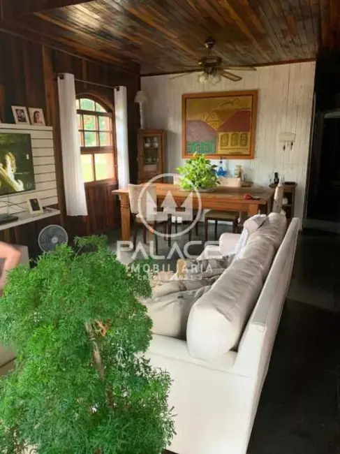 Casa com 3 quartos à venda, 300m2 em Aguas De Sao Pedro - SP - imagem 4 Foto 4 de Casa com 3 quartos à venda, 300m2 em Aguas De Sao Pedro - SP