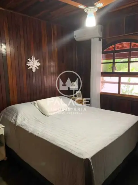 Casa com 3 quartos à venda, 300m2 em Aguas De Sao Pedro - SP - imagem 5 Foto 5 de Casa com 3 quartos à venda, 300m2 em Aguas De Sao Pedro - SP