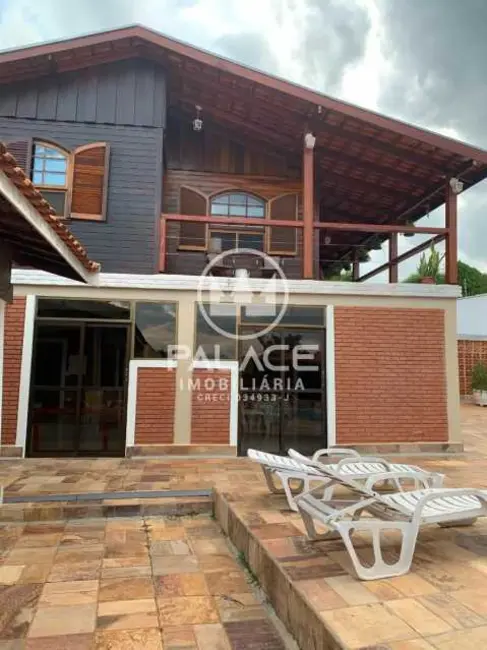 Foto 2 de Casa com 3 quartos à venda, 300m2 em Aguas De Sao Pedro - SP