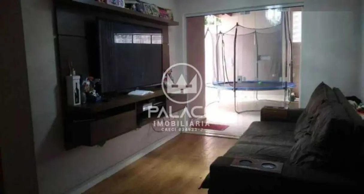 Casa com 3 quartos à venda, 180m2 em Piracicaba - SP - imagem 3 Foto 3 de Casa com 3 quartos à venda, 180m2 em Piracicaba - SP