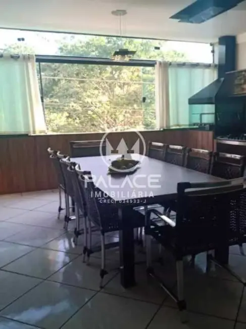 Foto 1 de Casa com 3 quartos à venda, 230m2 em Piracicaba - SP