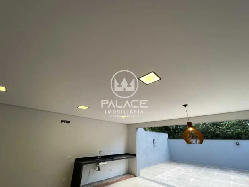 Casa de Condomínio com 3 quartos à venda, 235m2 em Piracicaba - SP - imagem 2 Foto 2 de Casa de Condomínio com 3 quartos à venda, 235m2 em Piracicaba - SP