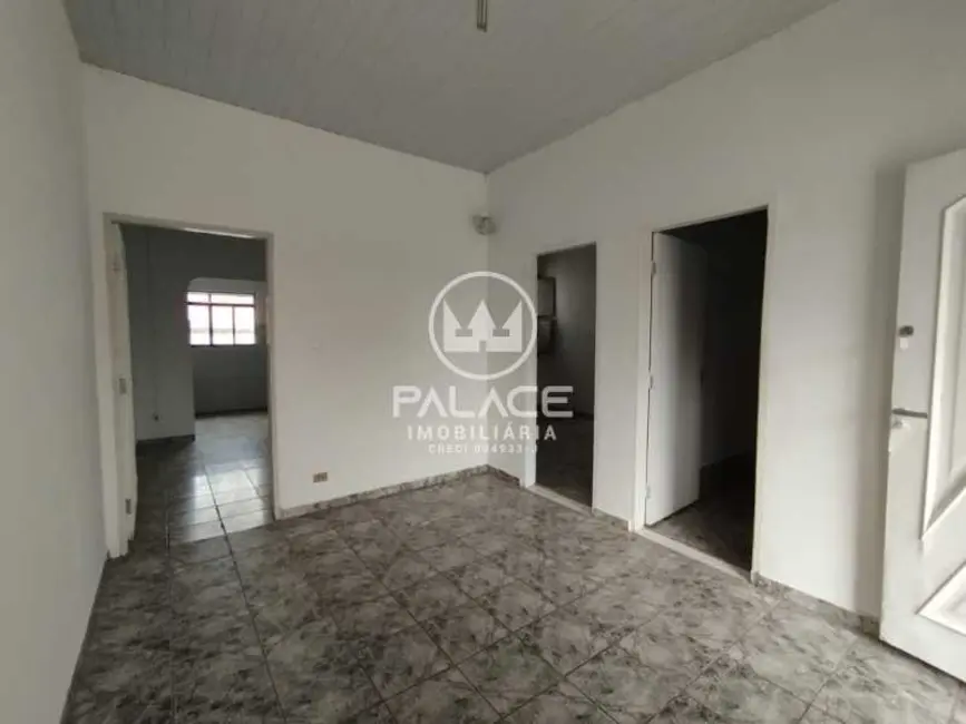 Foto 4 de Casa Comercial com 2 quartos para alugar, 70m2 em Piracicaba - SP
