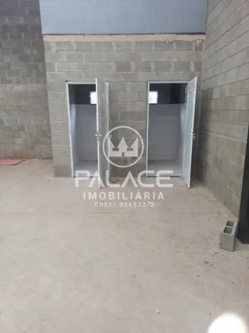 Foto 4 de Loja para alugar, 696m2 em Piracicaba - SP