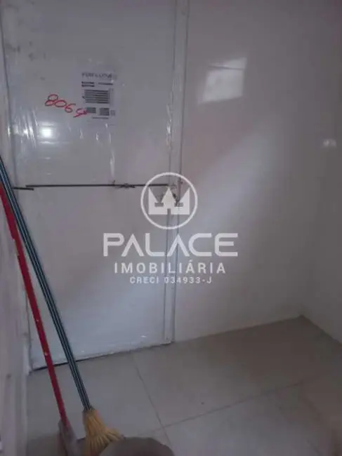 Loja à venda e para alugar, 300m2 em Piracicaba - SP - imagem 4 Foto 4 de Loja à venda e para alugar, 300m2 em Piracicaba - SP