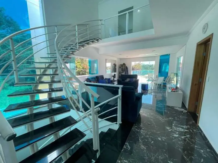 Casa com 5 quartos à venda, 380m2 em Aguas De Sao Pedro - SP - imagem 3 Foto 3 de Casa com 5 quartos à venda, 380m2 em Aguas De Sao Pedro - SP