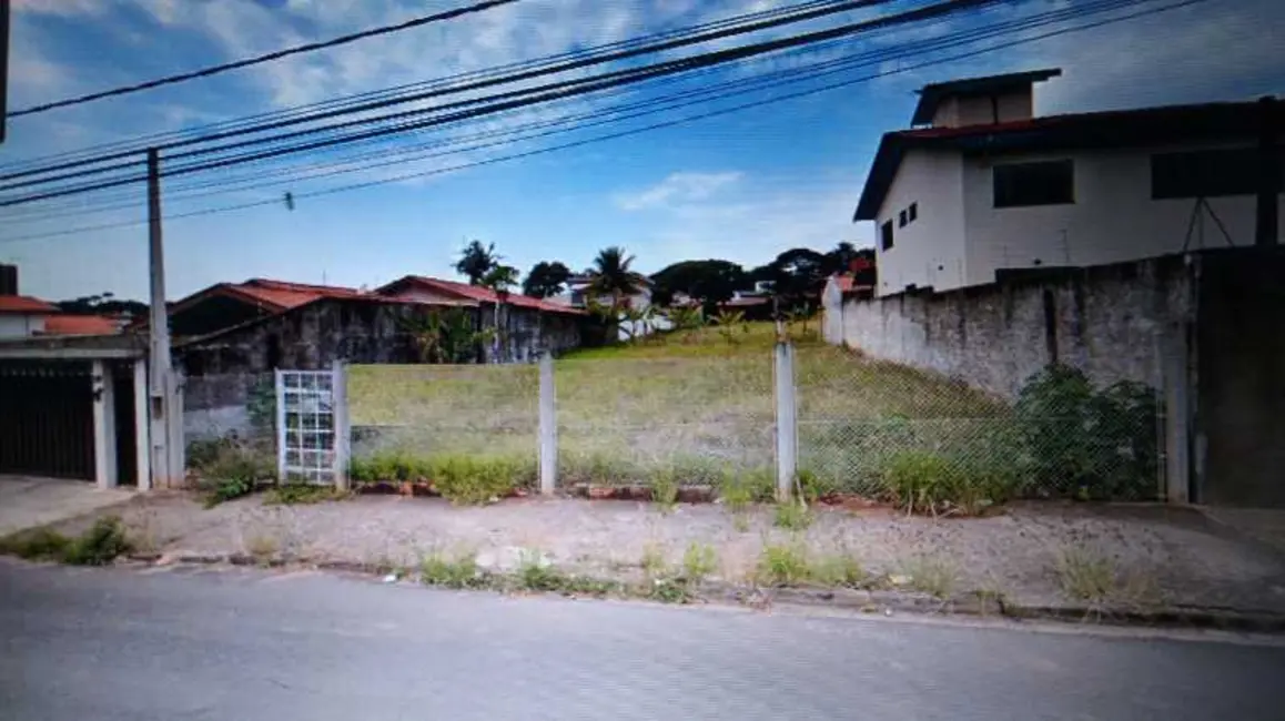Foto 1 de Terreno / Lote à venda, 450m2 em Piracicaba - SP