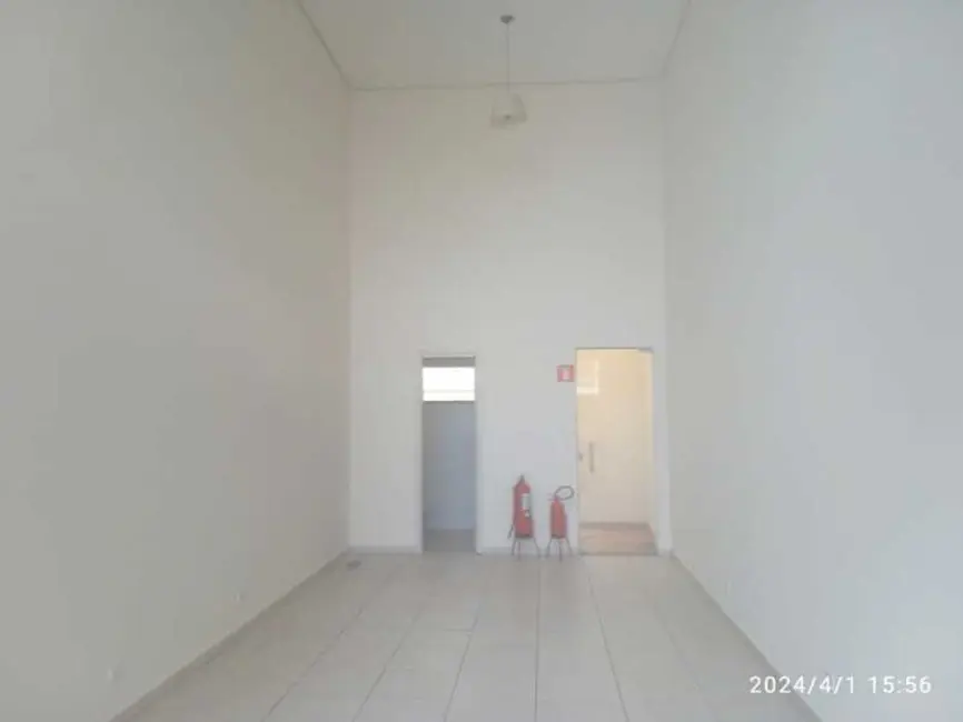 Foto 2 de Loja para alugar, 44m2 em Piracicaba - SP