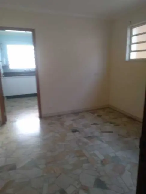Foto 7 de Casa Comercial com 4 quartos à venda e para alugar, 226m2 em Piracicaba - SP