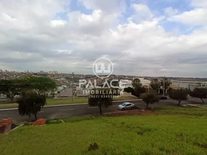 Foto 2 de Terreno / Lote à venda, 360m2 em Piracicaba - SP