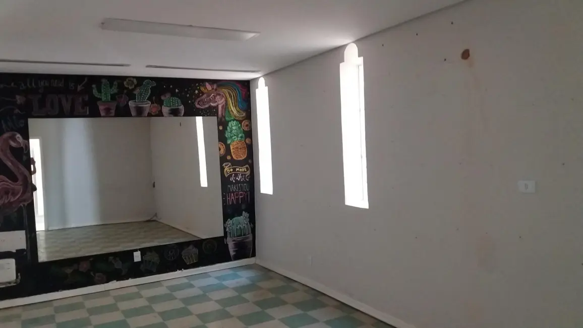 Foto 7 de Casa Comercial com 3 quartos para alugar, 200m2 em Piracicaba - SP